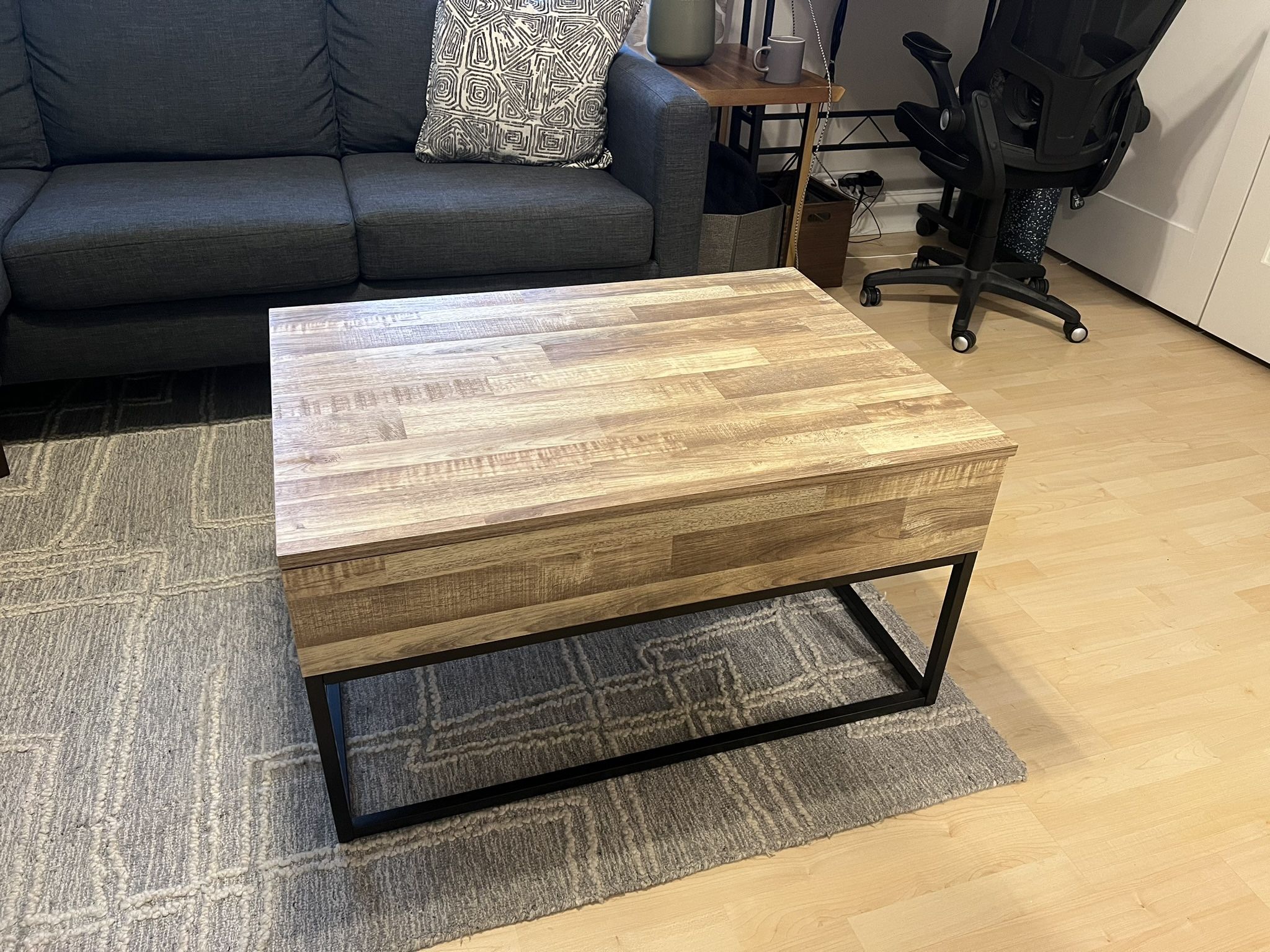Extendable Lift Top Coffee Table with Hidden Compartment