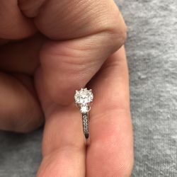 Diamond White Gold Ring 