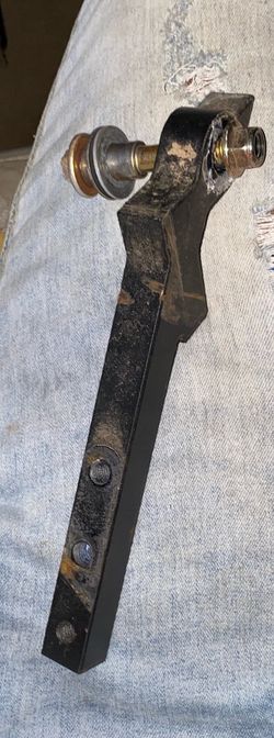 Title: Toro Zero Turn Mower Steering Handle Lower Mount Bracket
