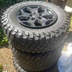 2019 gladiator wheels (oem) 