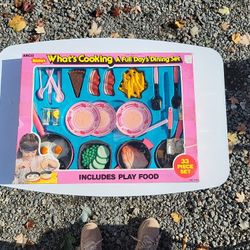 Vintage Food/dish Set