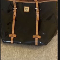 Dooney And Bourke Bag 