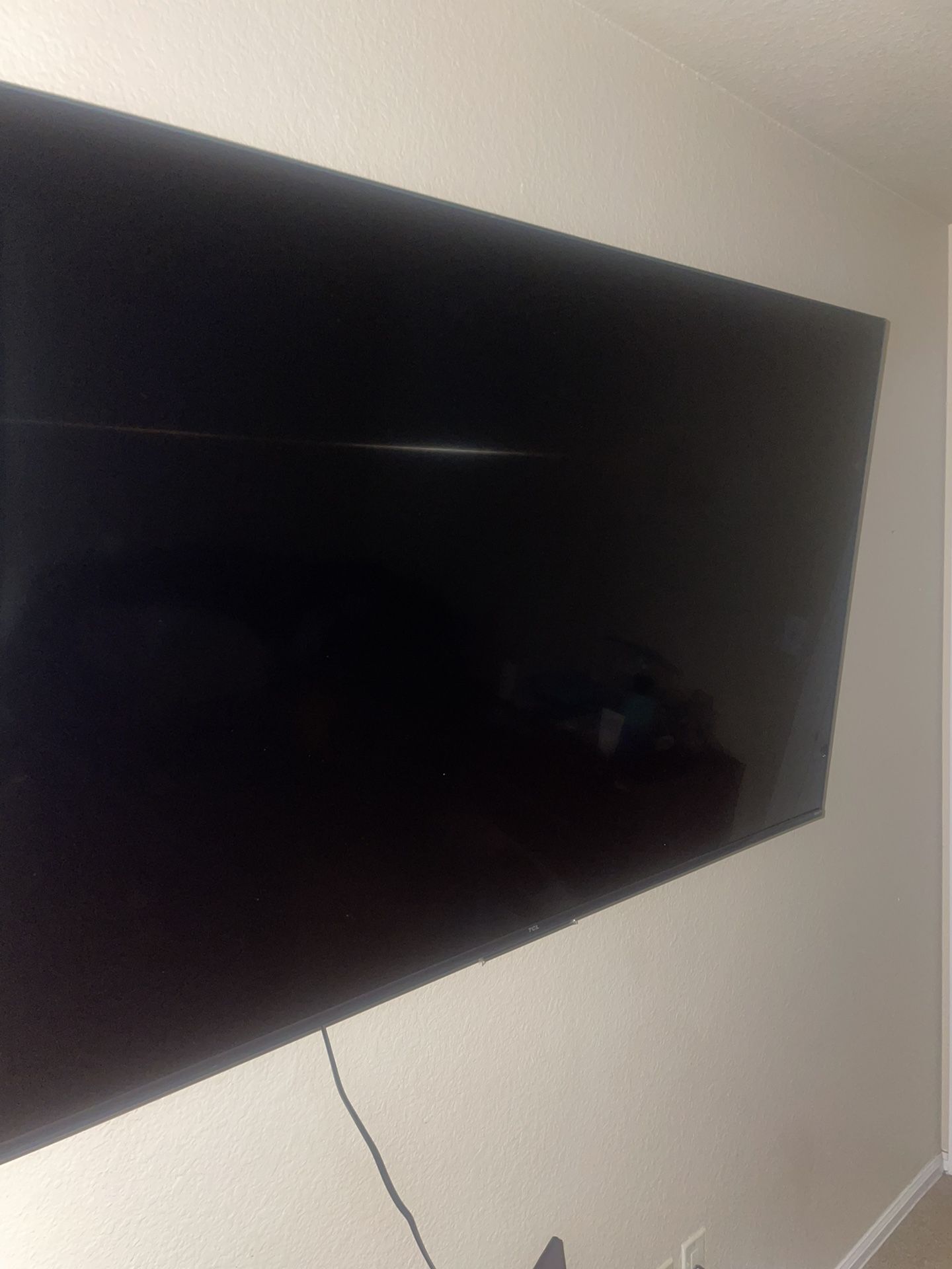 44 Inch TCL Tv Roku