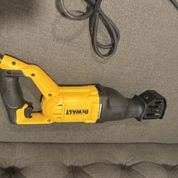 DEWALT Reciprocating Saw 