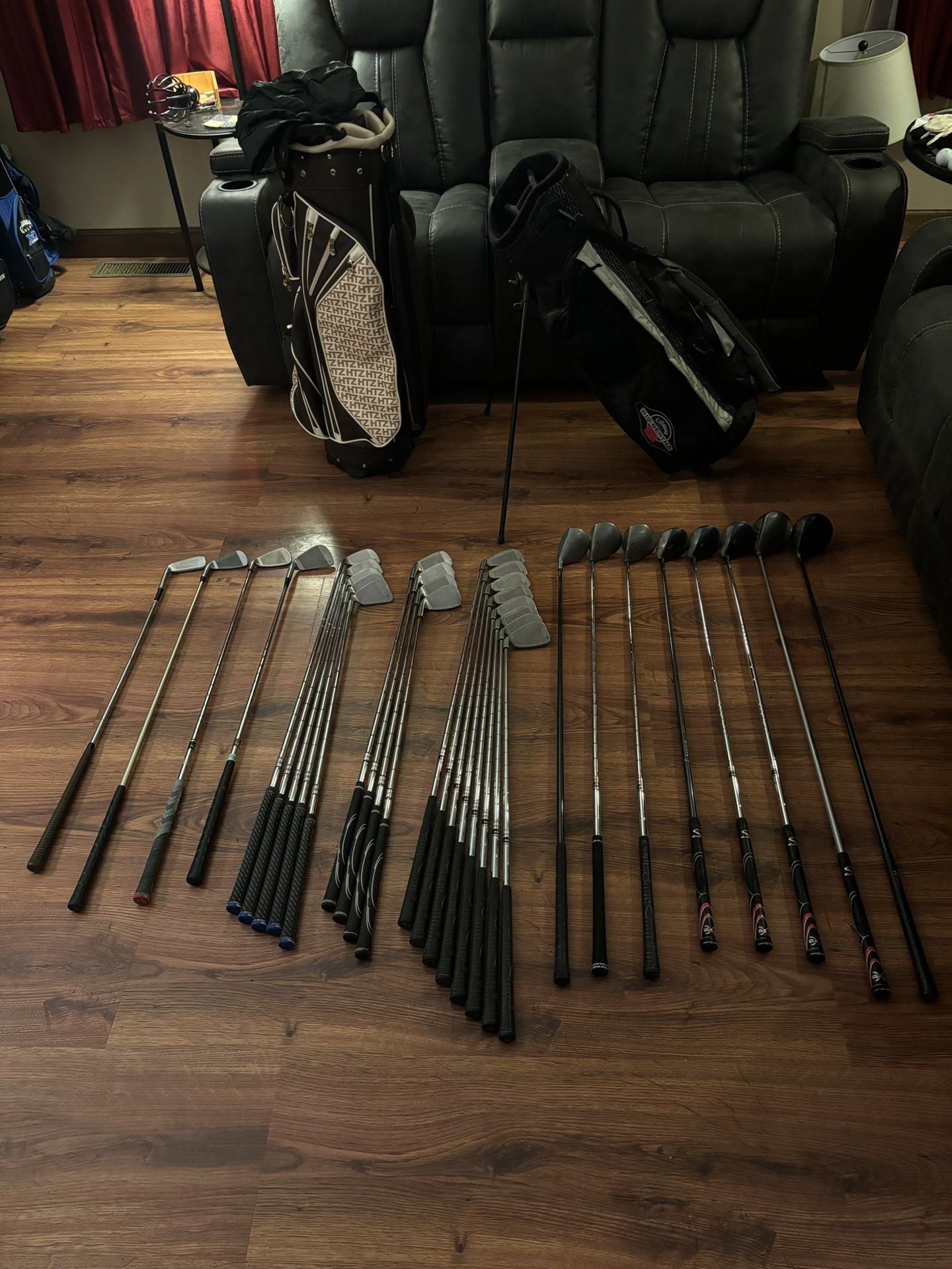 GOLF CLUBS/BAGS/BALLS/TEES IN BULK OR INDIVIDUAL(NOT $5) READ DESCRIPTION