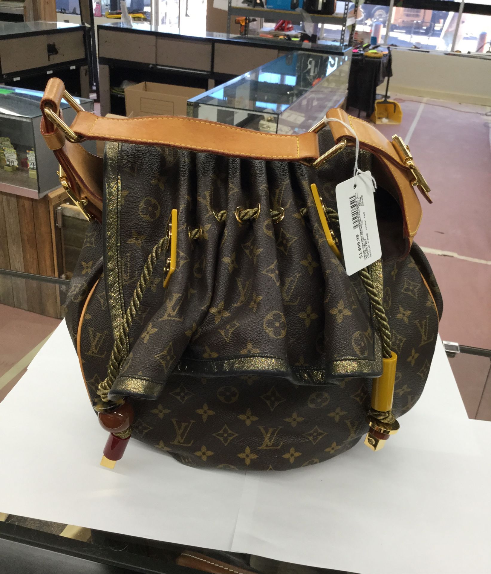 Louis Vuitton Fashion Bag