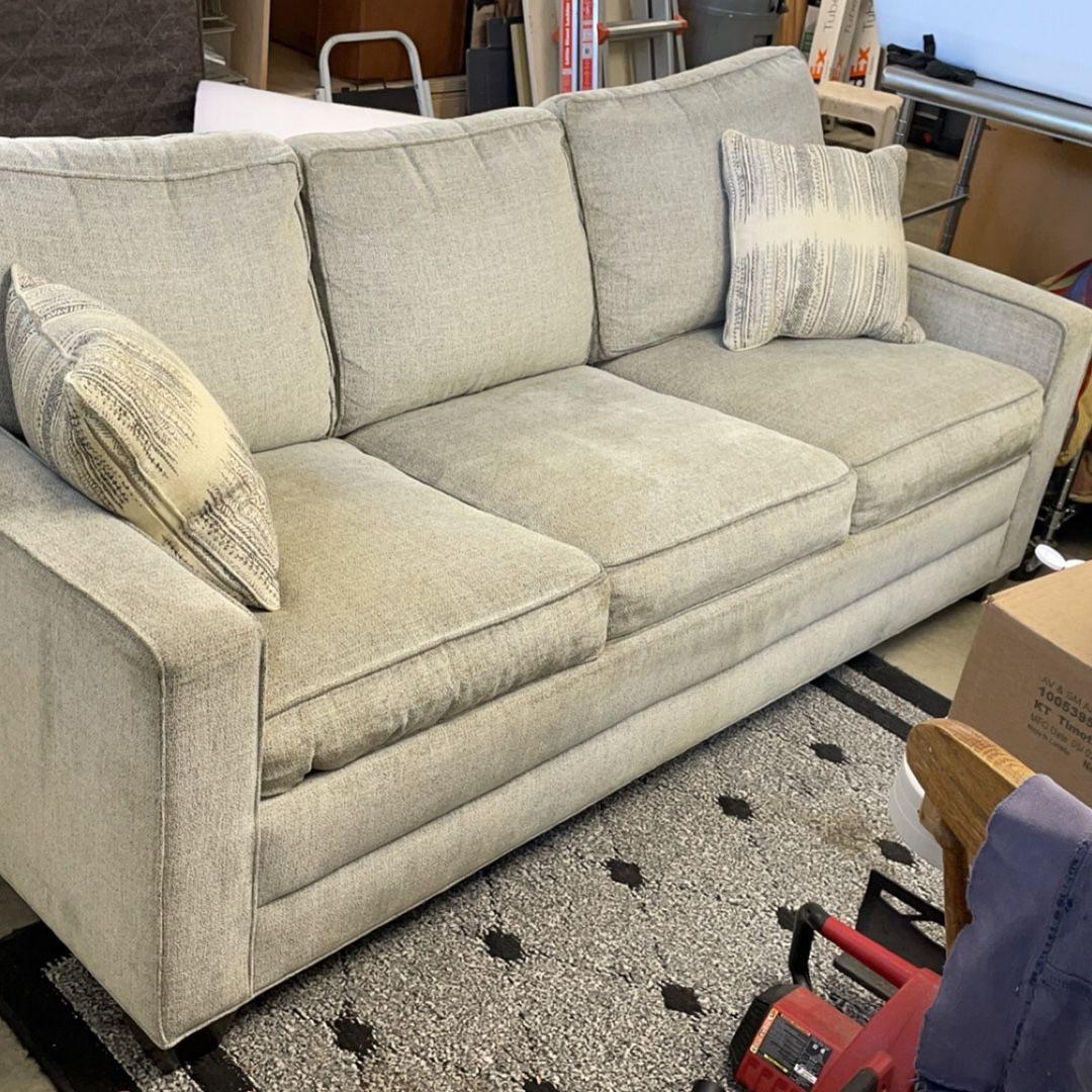 Ethan Allen Sleeper Sofa *Free Delivery*