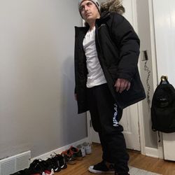 Eddie Bauer Large Winter Coat. Guarantee For Life.