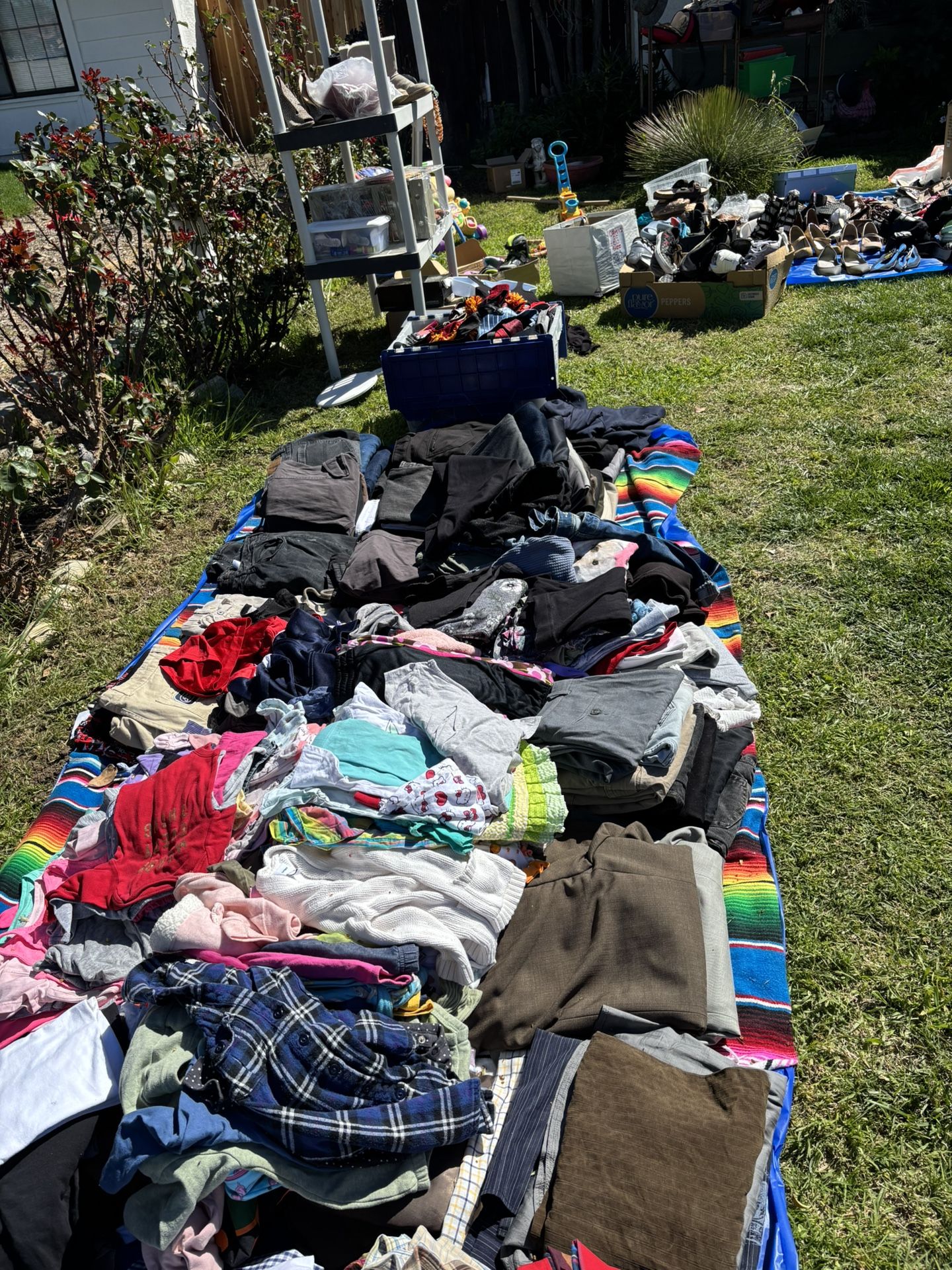 gap Levi’s banana republic dickies American Eagle forever 21 H&M Calvin Klein, Nike Adidas faded glory The limited