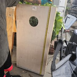 Cornhole board