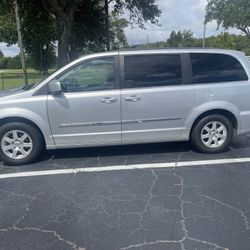 2012 Chrysler Town & Country