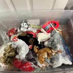 Lot Of Vintage Beanie Babies From Various Tears