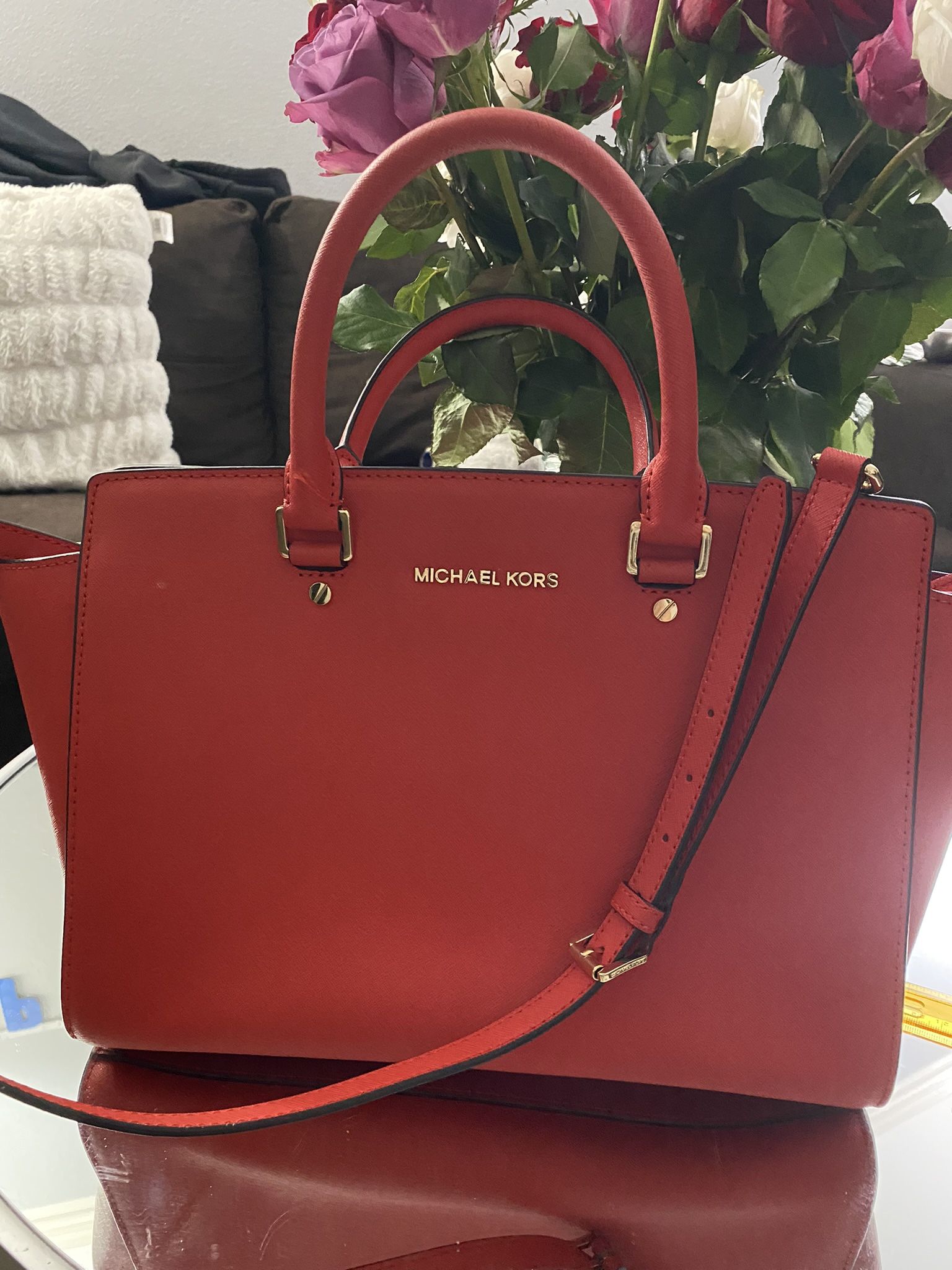 Michael kors Satchel in red color