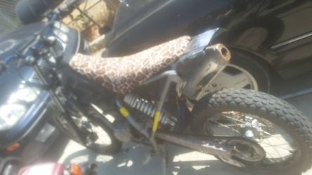 Honda 125 custom rat rod bike