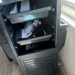 Cosmo/Barber Trolley 