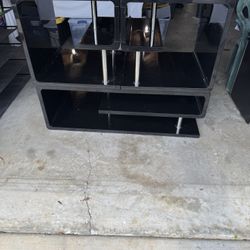 Ninove Black/Chrome Modern Coffee and end tables