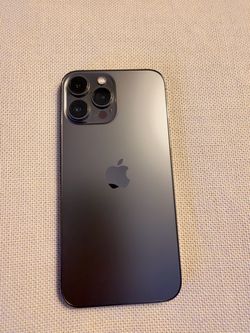 iPhone 13 Pro Max black 128gb excellent condition 1 year old battery