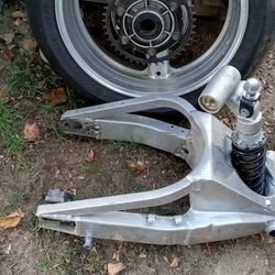 Suzuki Gsxr 750 Rear Wheel , Swingarm , & Shock