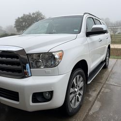 2017 Toyota Sequoia