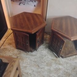 End Tables ( 2 )