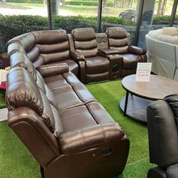 Recliner Sectional with Bluetooth Speaker and Lights / Seccional reclinable con altavoz Bluetooth y 