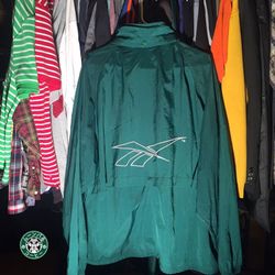 VINTAGE REEBOK PULLOVER WINDBREAKER