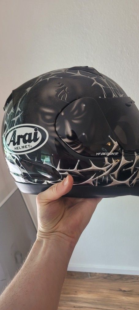 Arai Motorcycle Helmet