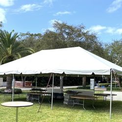 Tent 20x30 Expandable Commercial Grade, excellent Conditions