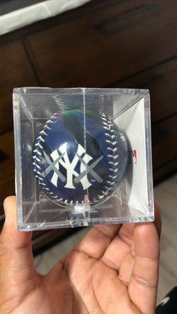 Yankees X Kaws