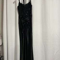 Stacee’s Trumpet/Mermaid V Neck Sleeveless Sweep Train Silk like Satin Prom Dress with Appliqued Beading Sequins Split