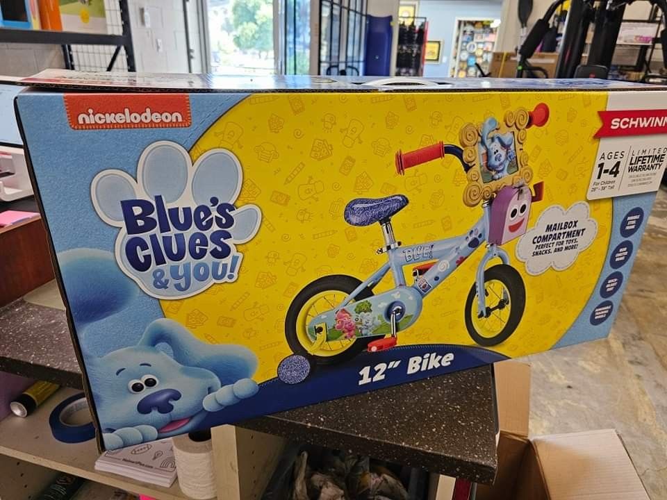 Blues Clues 12 New in box$50 FIRM