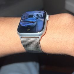 Apple Watch Series 9 