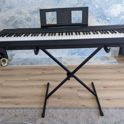 Yamaha Digital Piano P - 71