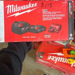 Milwaukee M18 Battery Set 