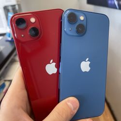 Unlocked iPhone 13 128GB - All Colors