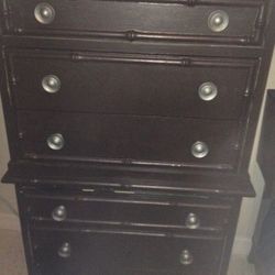 Brown chest 24"x45"
