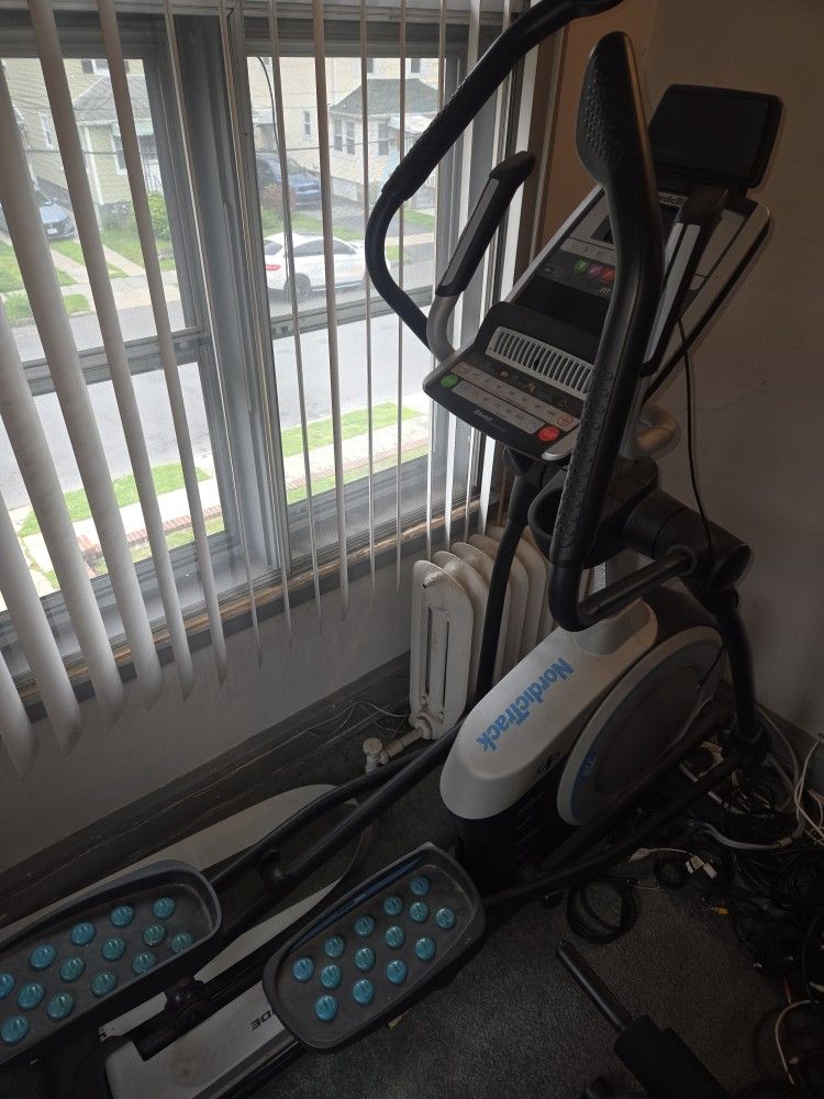 Nordictrack E9.0Z Elliptical