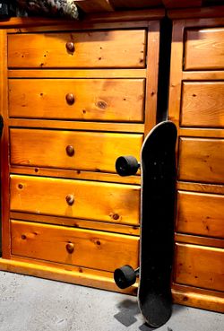 Solid oak 5 drawer wooden dresser