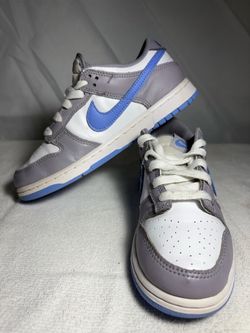 Nike dunk low , Sz 2Y kids .