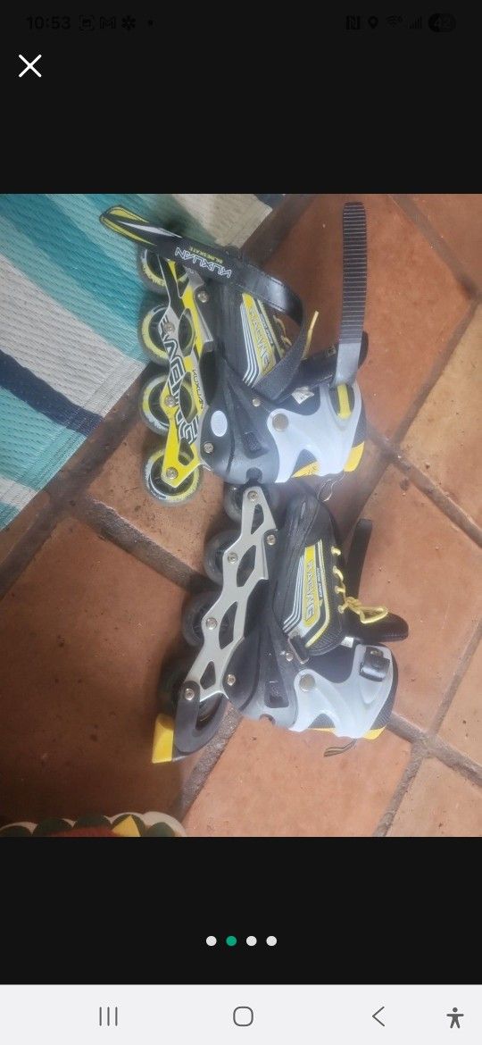 Kids Roller Blades Adjustable Size (Says 35-38)