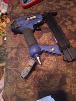 Campbell's Hausfeld 18in Staple Gun