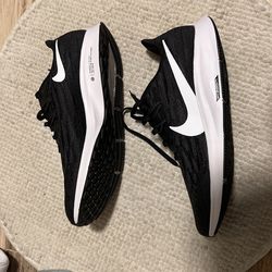 New Size 9 Pegasus 36