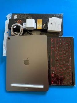 Apple IPad Air 13” (Liquid Retina  / M2 chip / 2024  model) 128GB with Pen, keyboard & Accessories (100% battery) + warranty