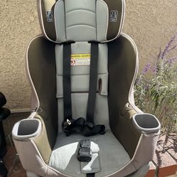 Graco Car seat 