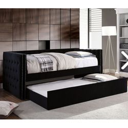 TWIN DAYBED WITH TRUNDLE ( FREE DELIVERY )