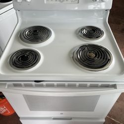 Ge Electric Stove (used) 