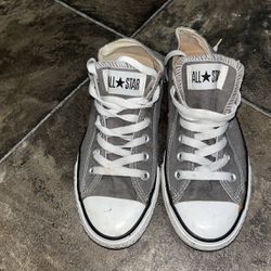 Converse Chuck Taylor Gray Low Top Size 7