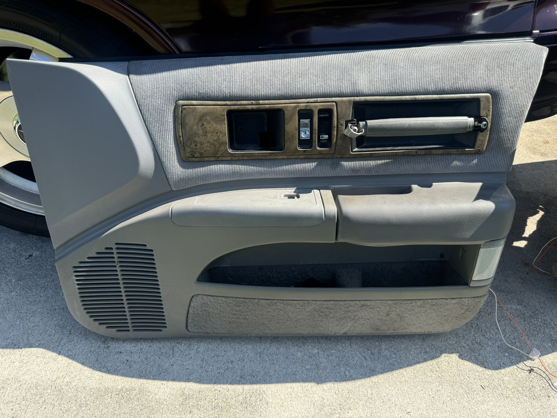 1(contact info removed) Caprice B-Body Front Door Panels