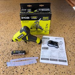 RYOBI USB Lithium Cordless Glue Gun Kit with 2.0 Ah Battery, Charging Cable, and Glue Sticks (3-Piece)