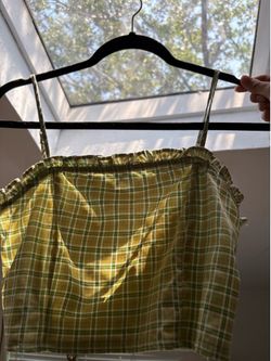 Green plaid top
